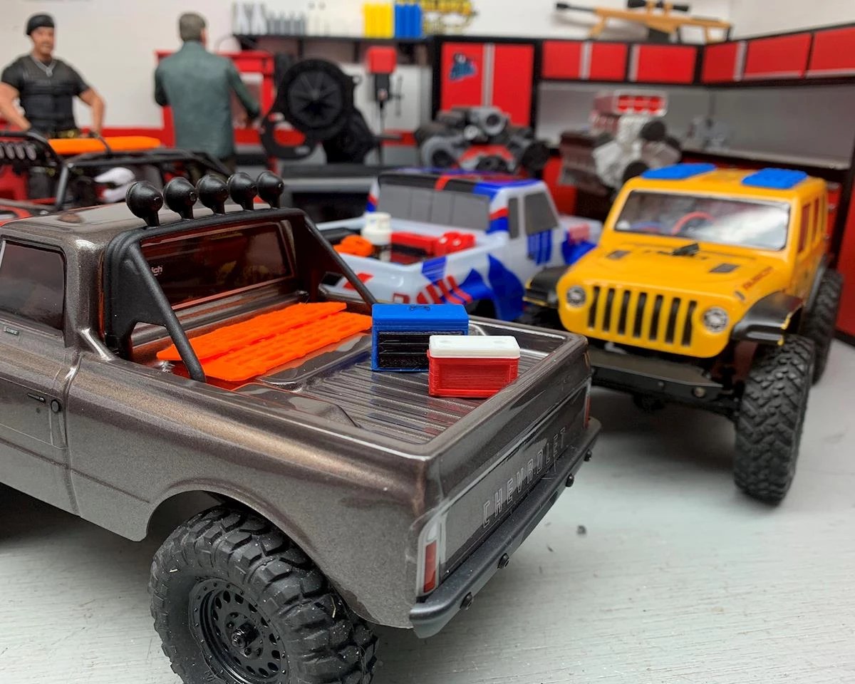 Scale By Chris 1/24 Scale Combo Pack 2 w/Blue Tool Box, Red Ice Chest, Orange Sand Ramps 5 Scale By Chris 1/24 Scale Combo Pack 2 w/Blue Tool Box, Red Ice Chest, Orange Sand Ramps - Image 3